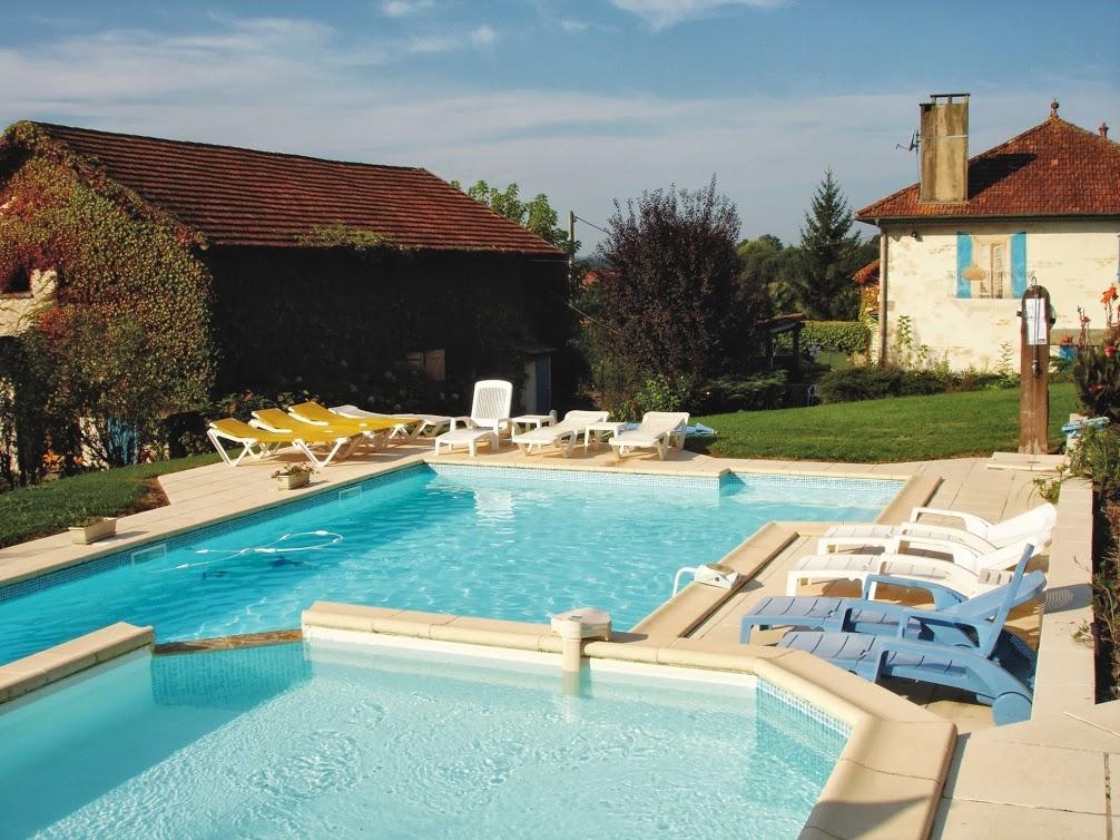 Chambres D'Hotes Domaine De Compostelle Casteide-Candau ภายนอก รูปภาพ