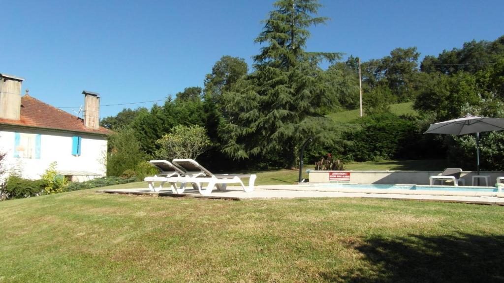 Chambres D'Hotes Domaine De Compostelle Casteide-Candau ภายนอก รูปภาพ