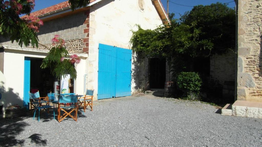Chambres D'Hotes Domaine De Compostelle Casteide-Candau ภายนอก รูปภาพ